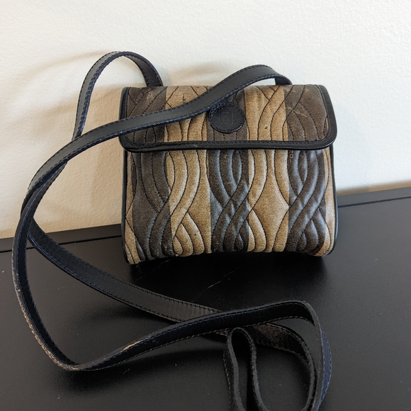 Fendi Vintage Small Canvas Crossbody Bag+Dust Bag - Picture 4 of 14